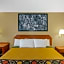 Super 8 by Wyndham North Palm Beach