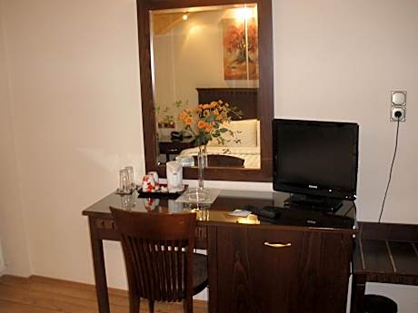 Double Room with Spa Bath