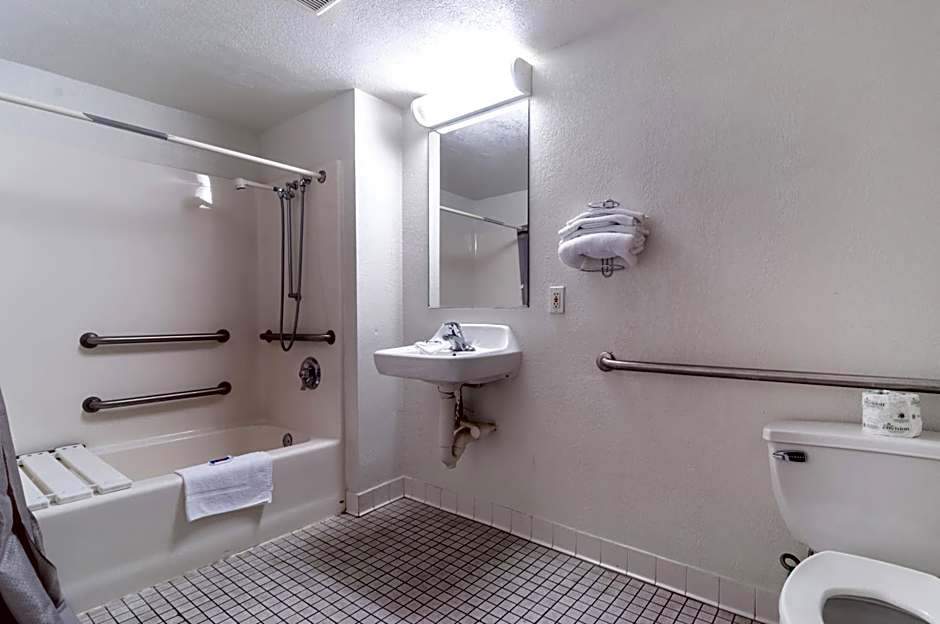 Motel 6-Farmington Hills, MI - Northwest - Farmington Hills