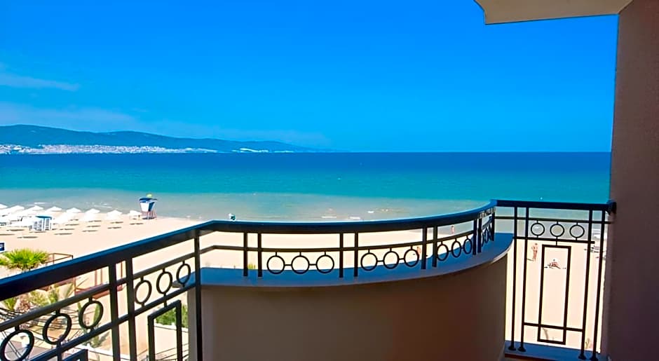 Hotel Golden Ina - All Inclusive - Beachfront