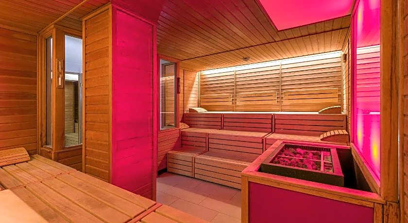 Movenpick Hotel Amsterdam City Centre