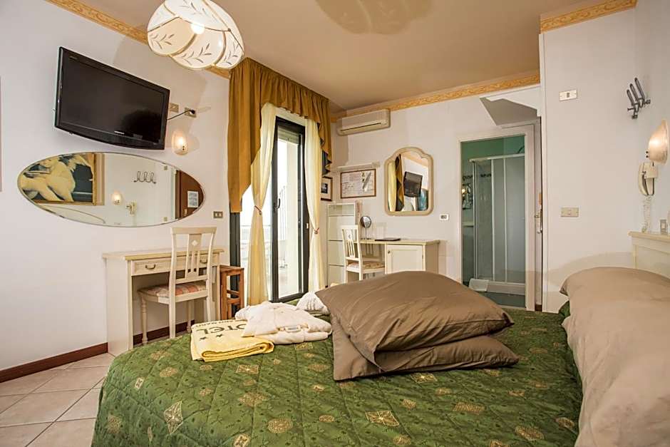 Hotel Byron
