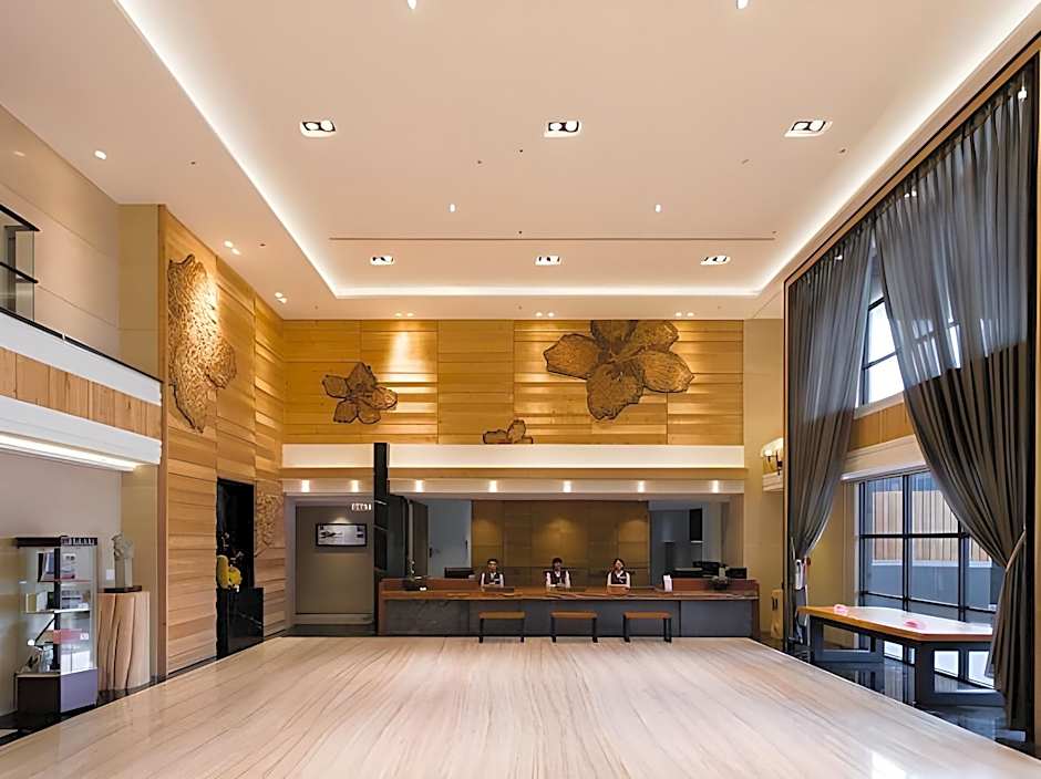 Ali Mountain Oriental Pearl International Hotel