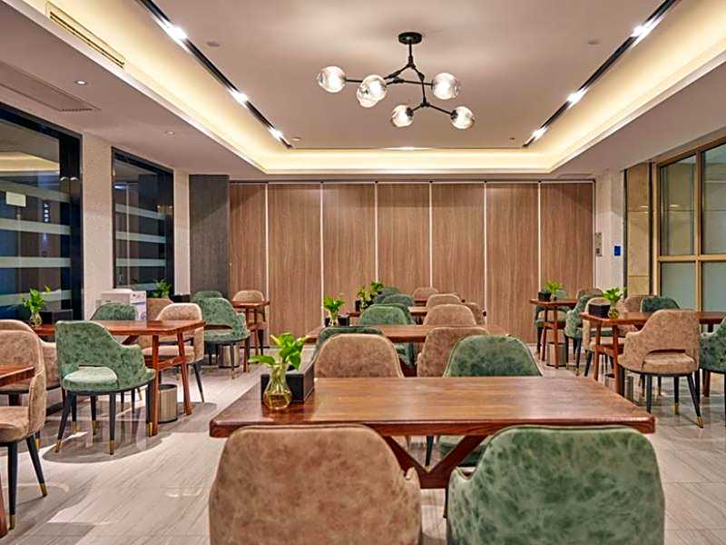 Greentree Eastern Hefei City Binhu Ziyun Road Hotel – Hefei, VA