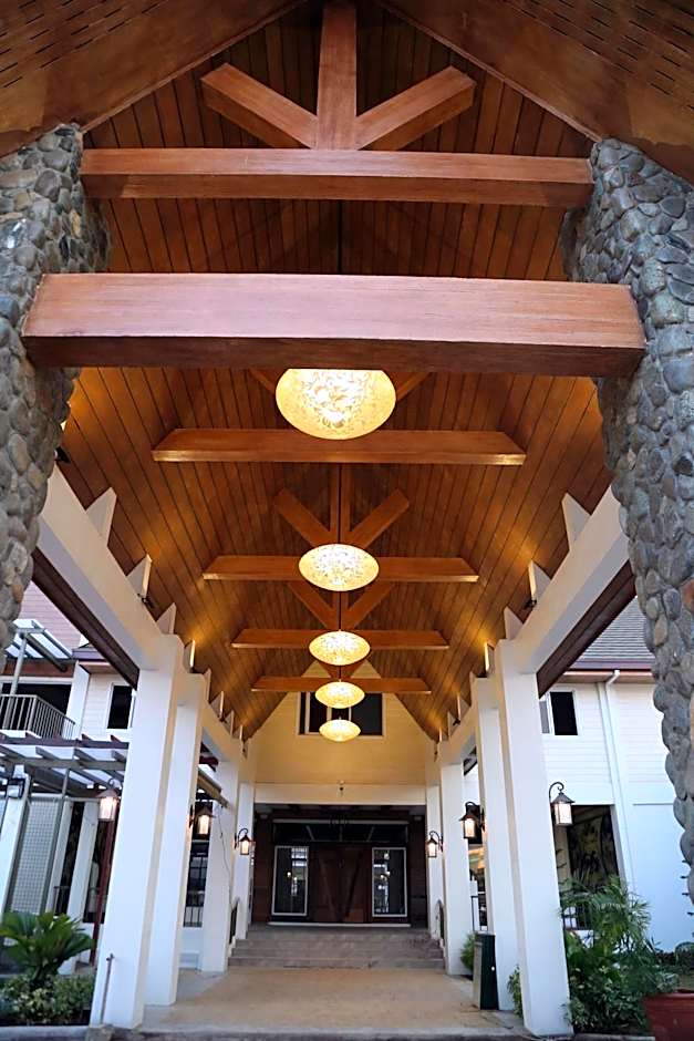 Sola Hotel and Sola Bed & Breakfast