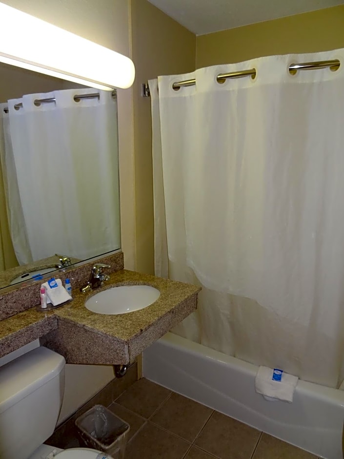 Red Carpet Inn Newark - Irvington NJ