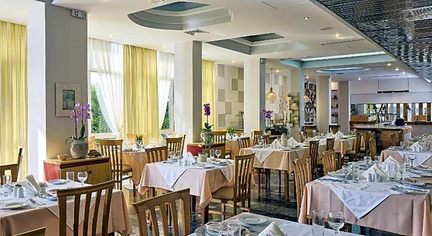 CHC Tylissos Beach Hotel