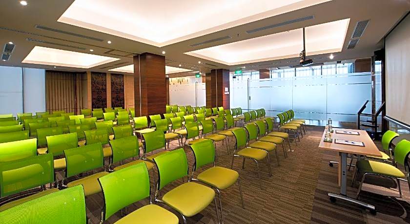 Holiday Inn Express Semarang Simpang Lima By IHG