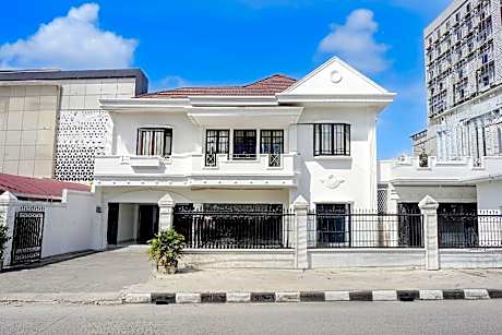 Hotel O Sm Raja Guest House