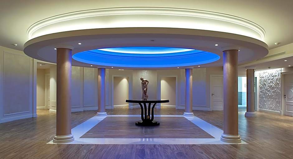 Tritone LUXURY HOTEL THERMAE & SPA