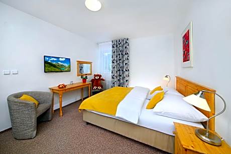 Double or Twin Room with Extra Bed