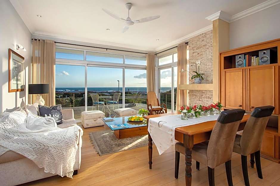 138 Marine Beachfront Guesthouse