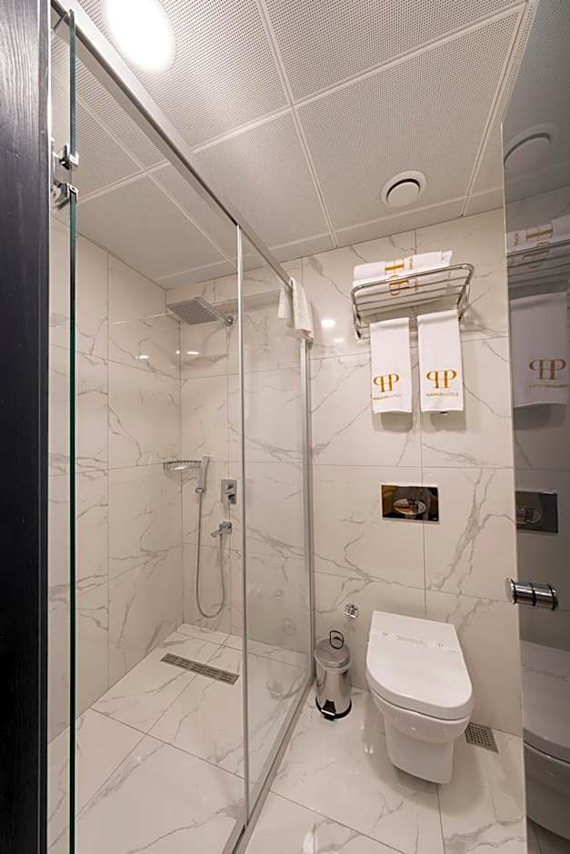 Ferman Port Hotel - Special Category