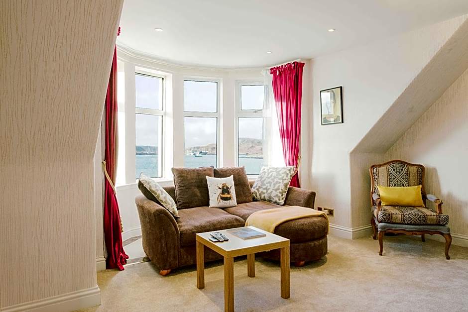 Photo 1 of 10 of Suite