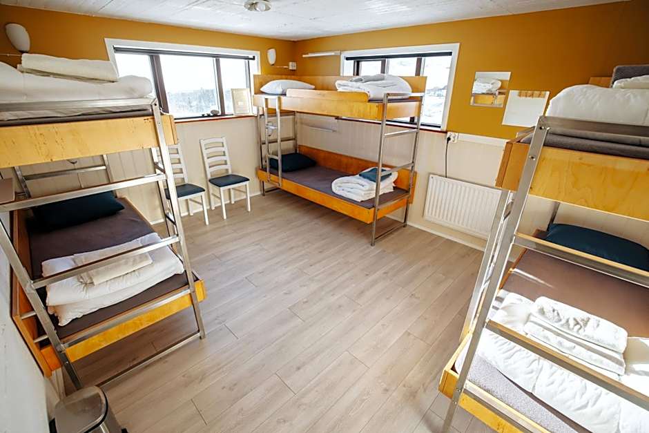 Foto 1 de 23 de Bed in 6-Bed Mixed Dormitory Room