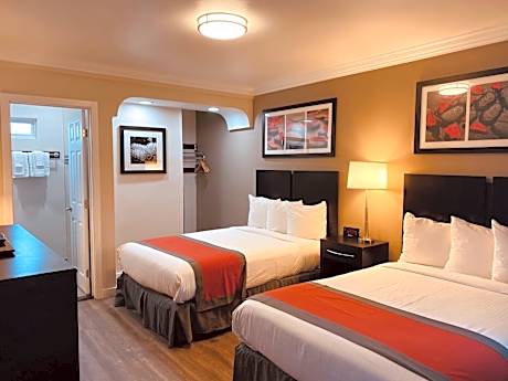 Standard Double Room with Two Double Beds