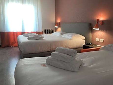 Family Room with City View