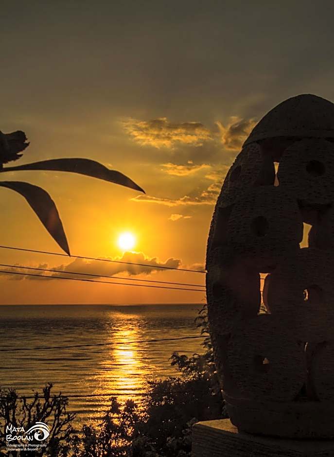 Beten Waru Bungalow and Restaurant