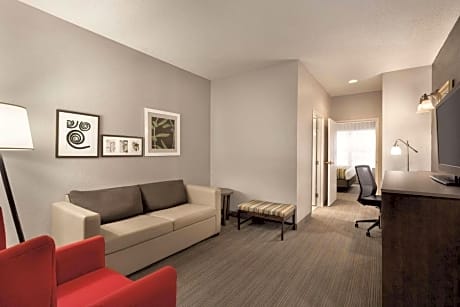 One-Bedroom King Suite