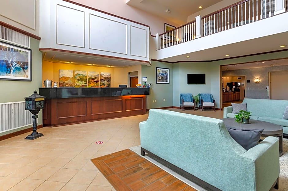 Best Western Plus Inn at Hunt Ridge