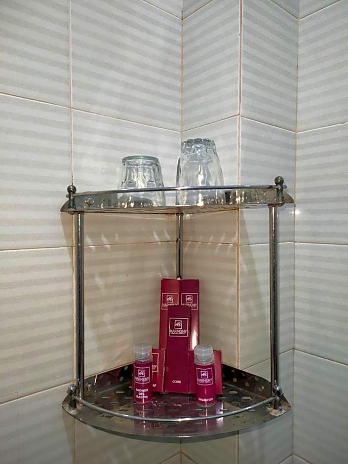 Hotel Harmony In & Karaoke