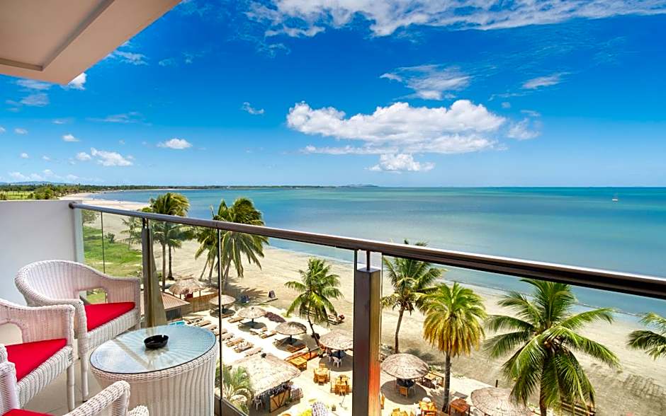Ramada Suites by Wyndham Wailoaloa Beach Fiji