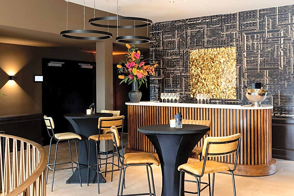 Apollo Hotel Amsterdam, a Tribute Portfolio Hotel