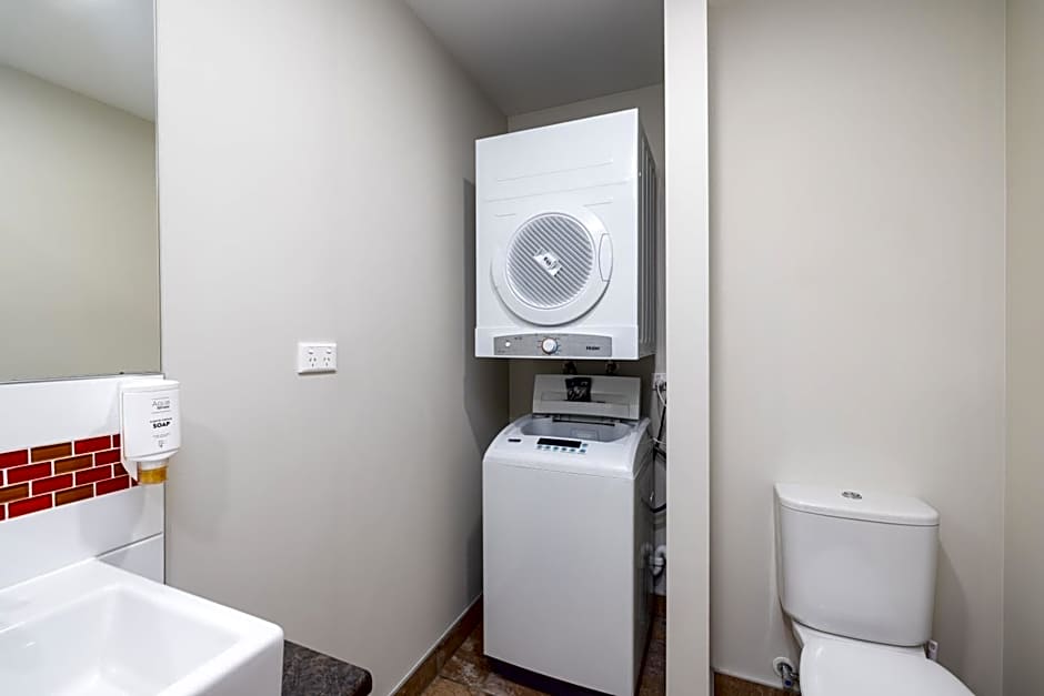 Ramada Suites by Wyndham Christchurch City