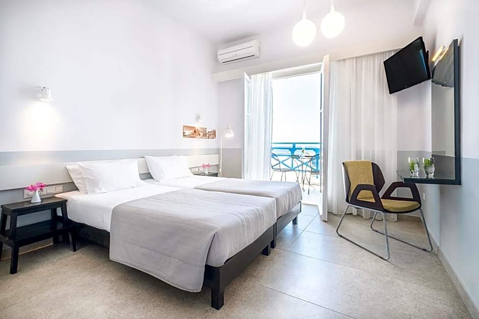 Kamari Beach Hotel