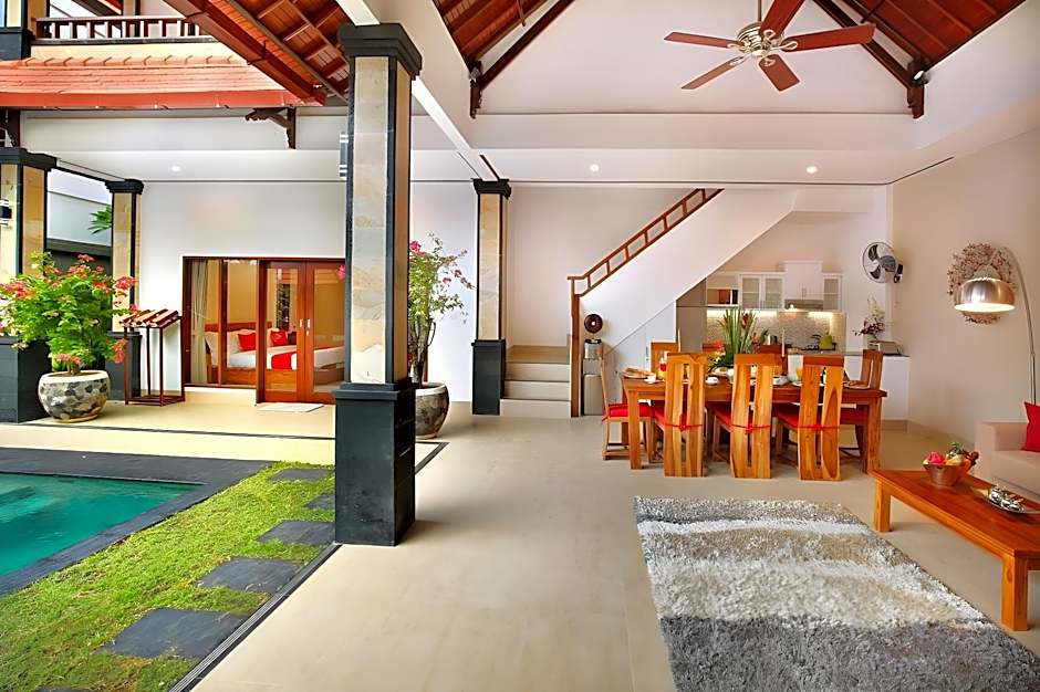 De Liza Villa Seminyak Beachside