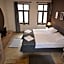 SleepZone Apartments