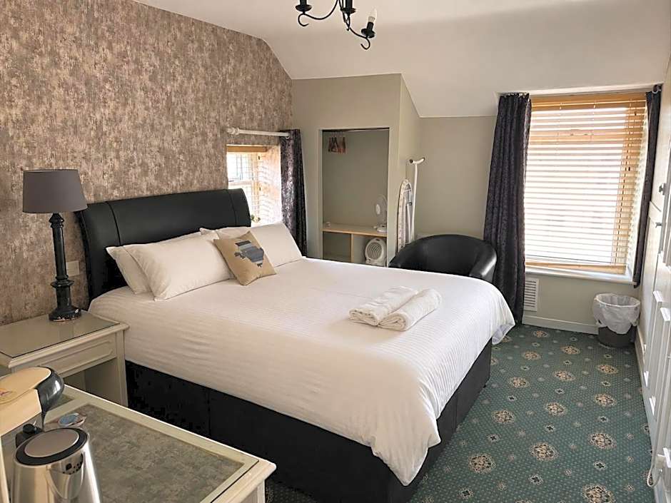 Holland Hotel