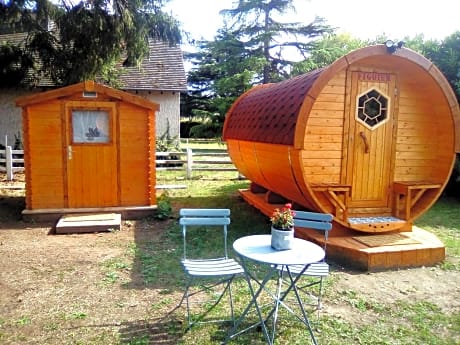 LES TONNEAUX DE L'EURE LOGEMENT INSOLITE