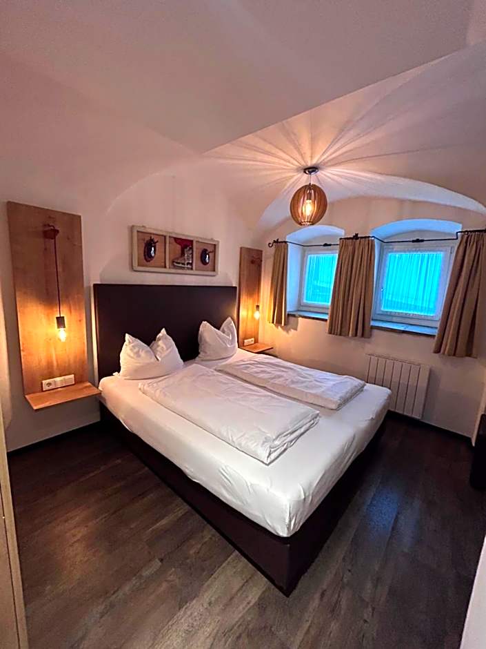 Pension Max SUMMERCARD INCLUDED