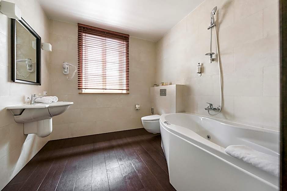 Amberton Cozy Hotel Kaunas