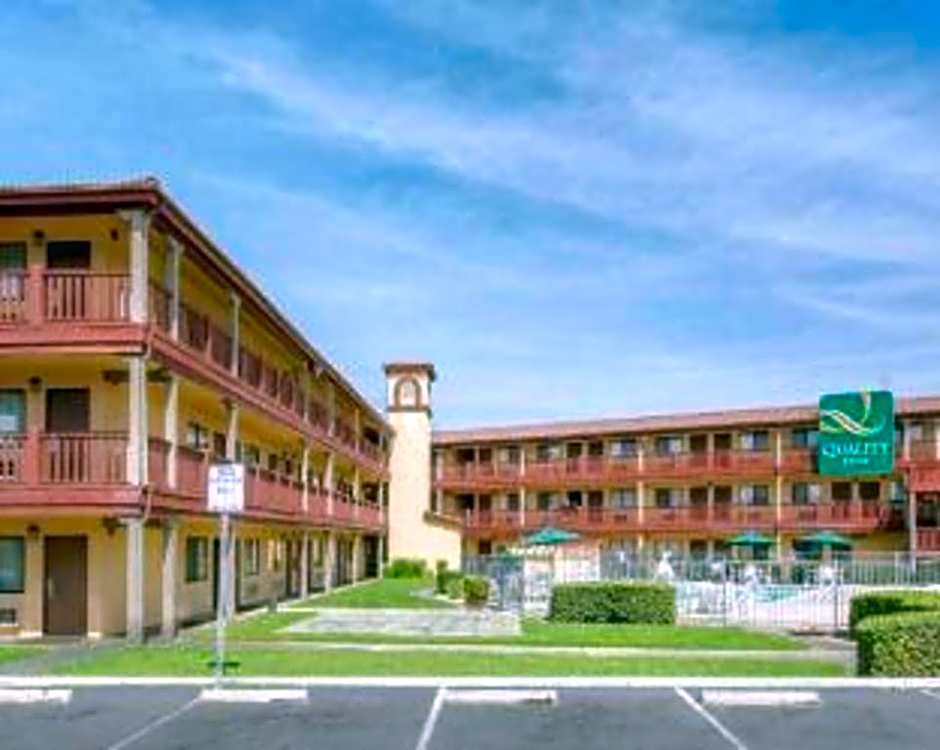 Quality Inn