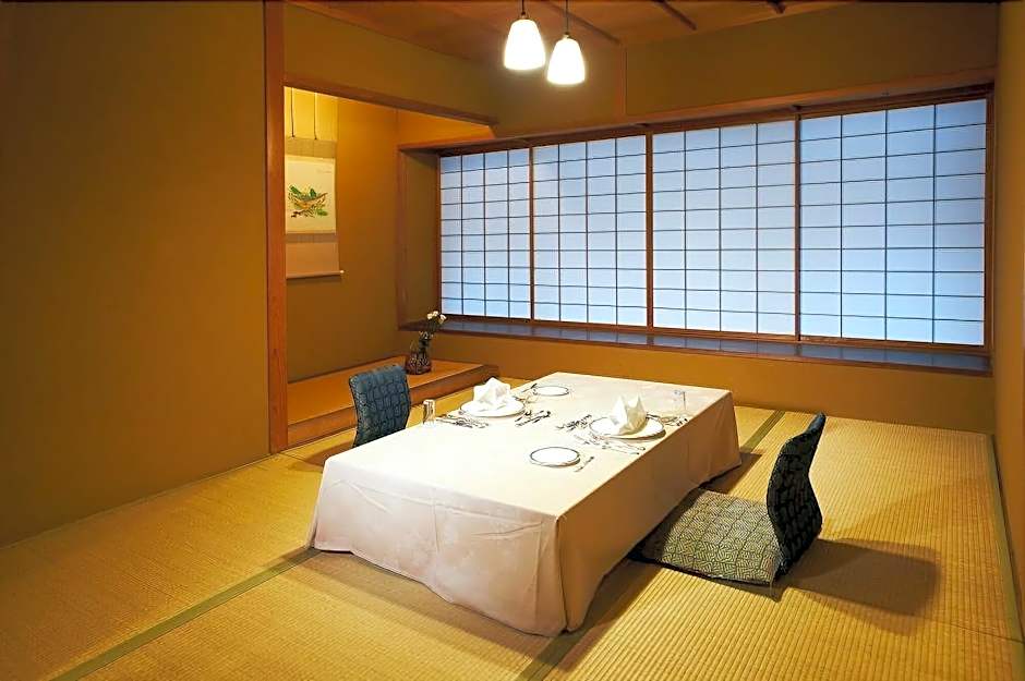 Yamatoya Honten