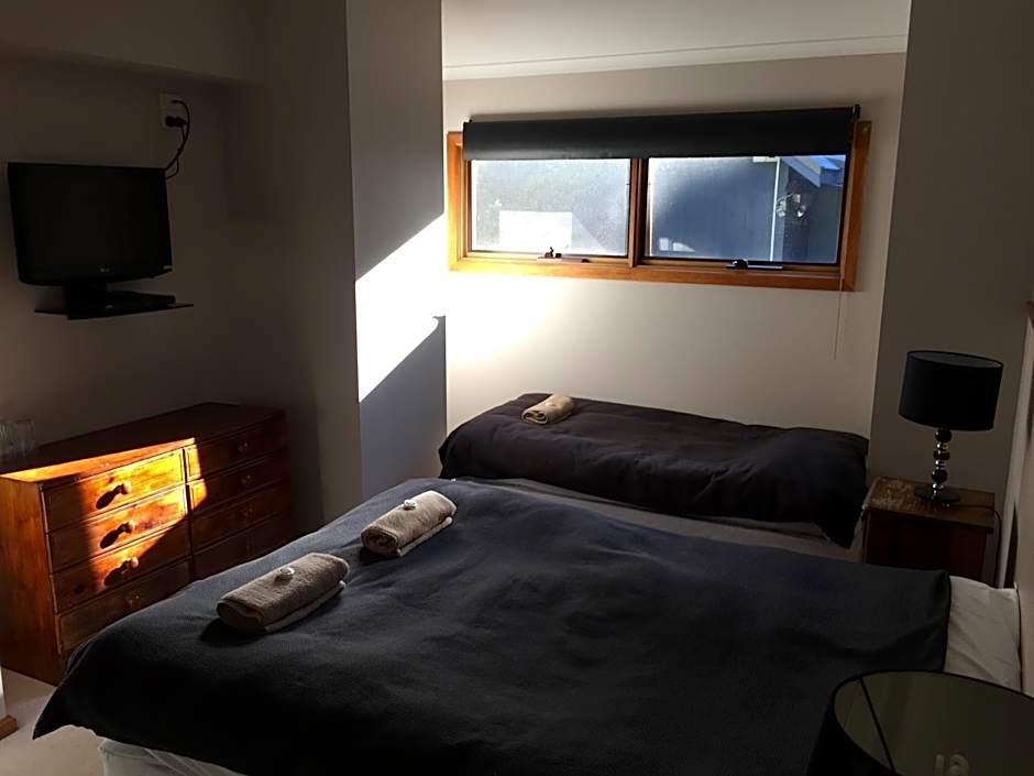 Photo 1 of 4 of Triple Room