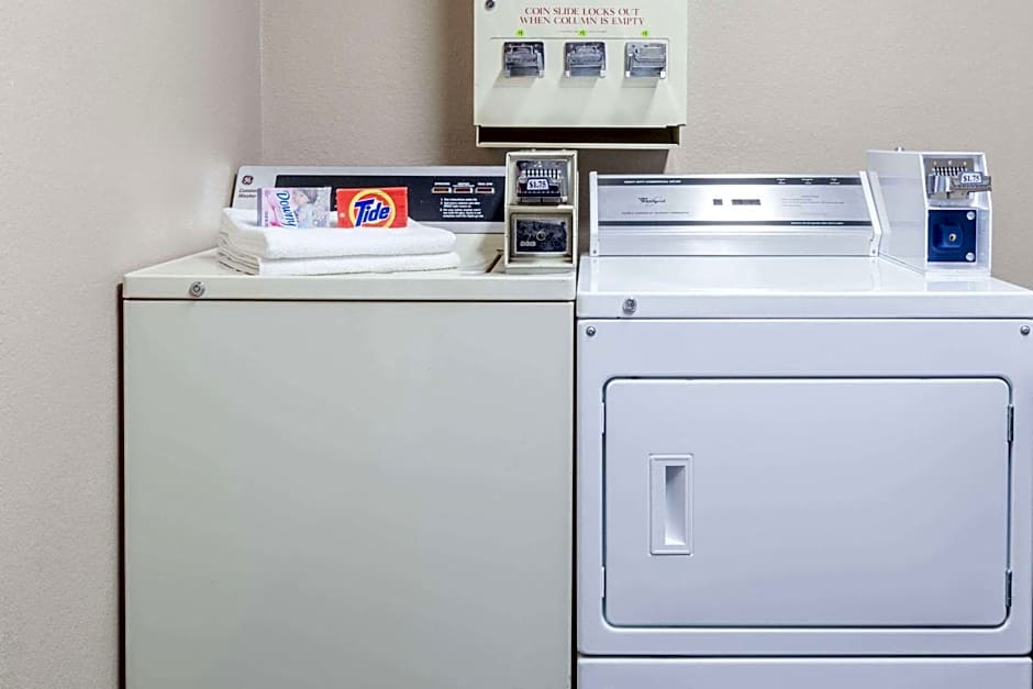 Super 8 by Wyndham Mt. Pleasant TX