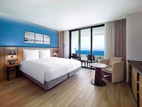 Double King Room with Ocean View
