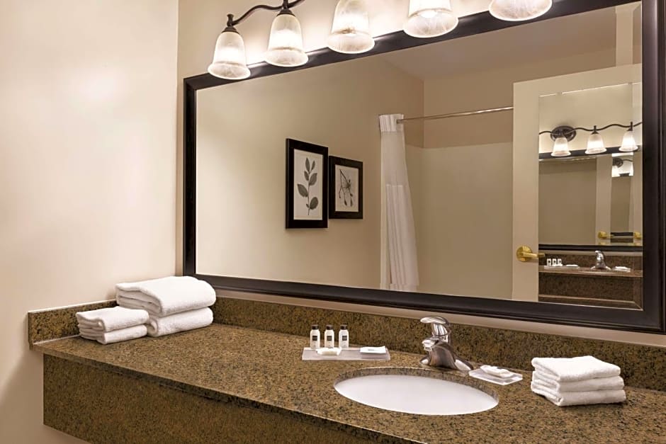 Country Inn & Suites by Radisson, Billings, MT