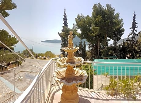 Tolon Beach Hotel