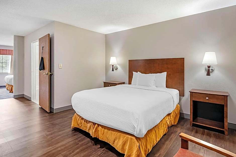 Country Inn & Suites by Radisson, Pickerington, OH