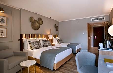 Superior Room Land View