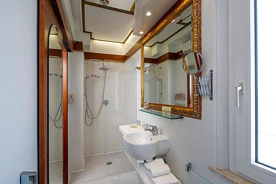 Hotel Des Nations - Vintage Hotel sul mare