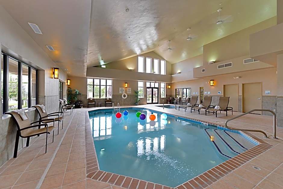 Holiday Inn Express Hotel & Suites Gillette By IHG