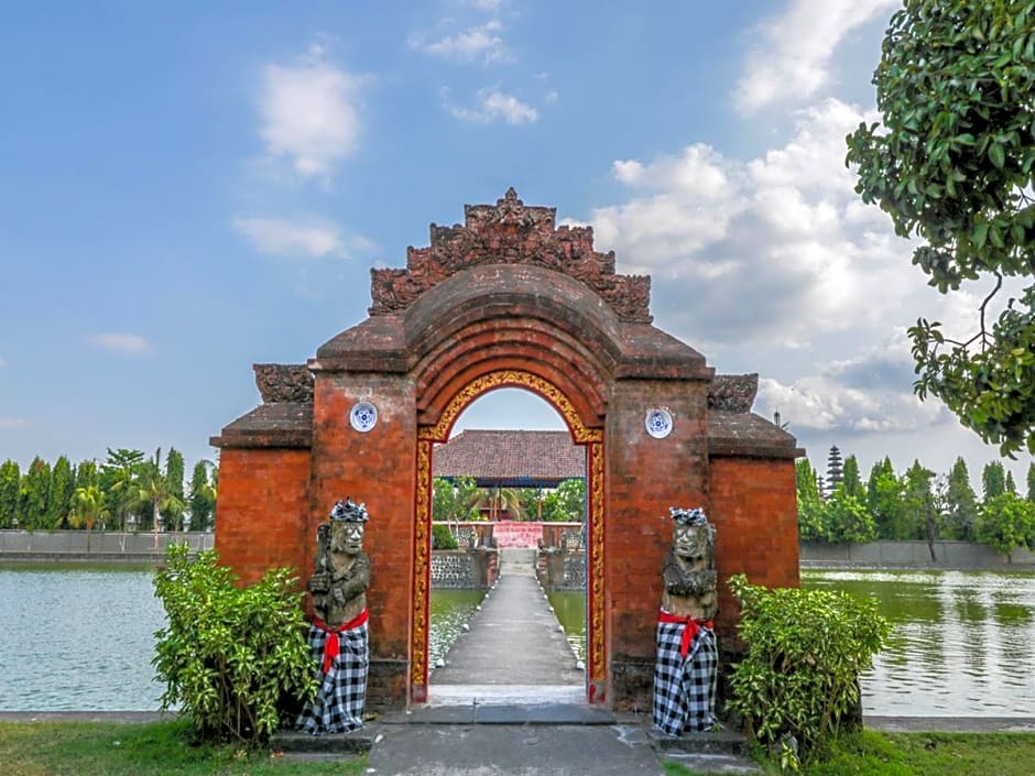 OYO 2848 Senaz Guesthouse