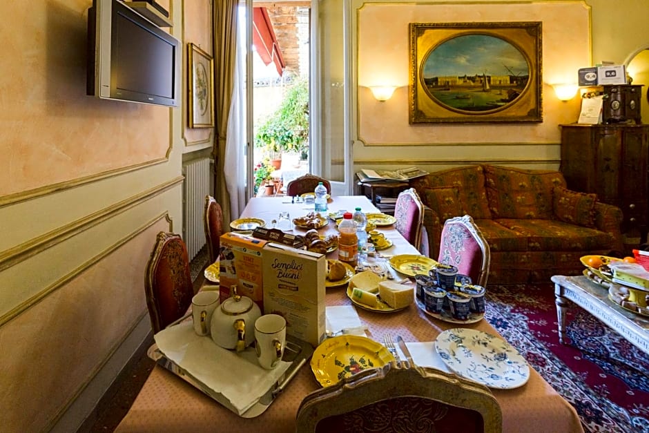 Antica Residenza D'Azeglio Room&Breakfast di Charme