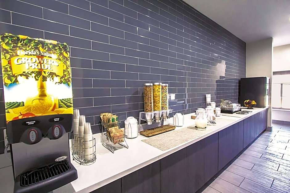 La Quinta Inn & Suites by Wyndham Pampa