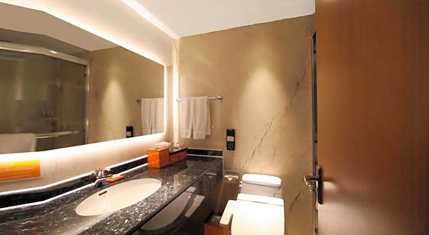 Xiamen Lakeside Hotel